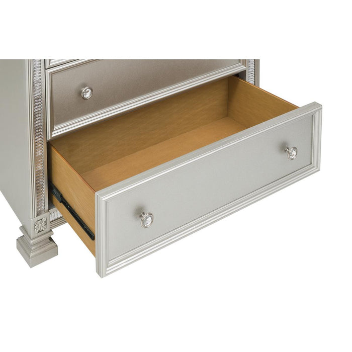 Calibria Chest