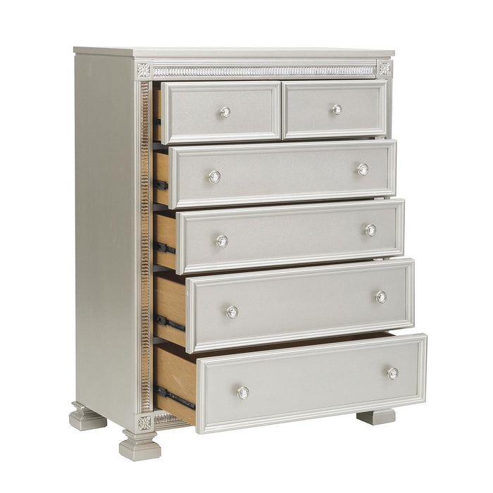 Calibria Chest